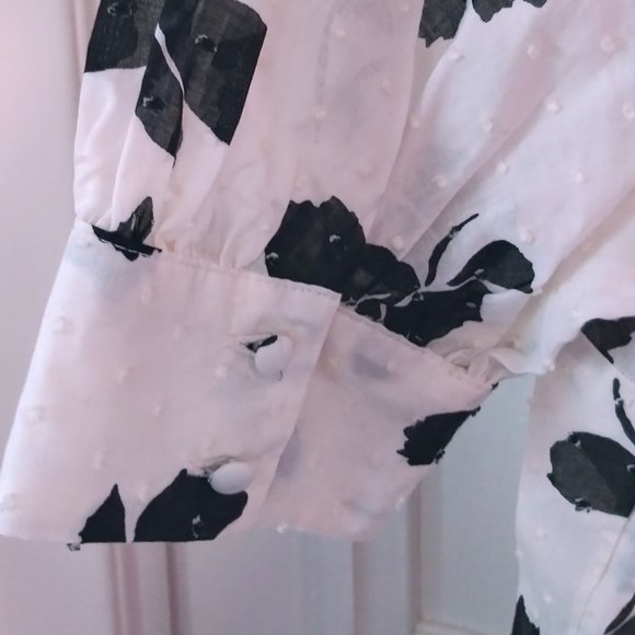 POPSUGAR - Picture 3 of 6